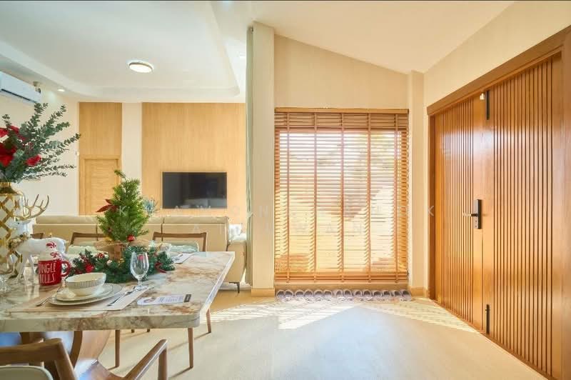 Sawara San Phak Wan, Chiang Mai, San Phak Wan, Hang Dong, Chiang Mai, 3 Bedrooms, 230 sqm, Single Detached House For Sale, by Khamonchanok Aisuwan, 500201044 - DDproperty.com