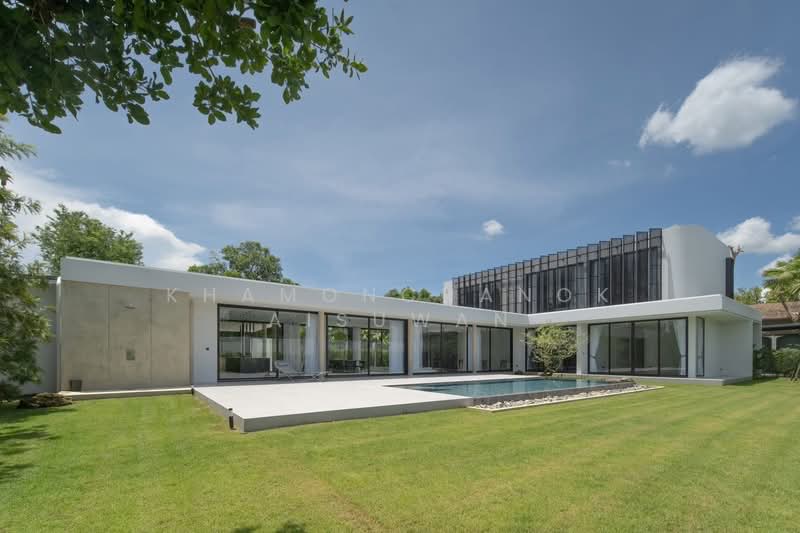 วิลล่าหรู 4 ห้องนอนพร้อมสระว่ายน้ำส่วนตัว และระบบพลังงานแสงอาทิตย์ 10 กิโลวัตต์, เชียงใหม่, น้ำแพร่, หางดง, เชียงใหม่, 600 ตร.ม., วิลล่า ขาย, โดย Khamonchanok Aisuwan, 500201099 - DDproperty.com