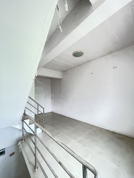 3 Storey Townhouse for Rent – Main Road Location, Surat Thani, Mae Nam, Ko Samui, Surat Thani, 4 Bedrooms, 198 sqm, Townhouse For Rent, by Thanya Pimonpat, 500201152 - DDproperty.com