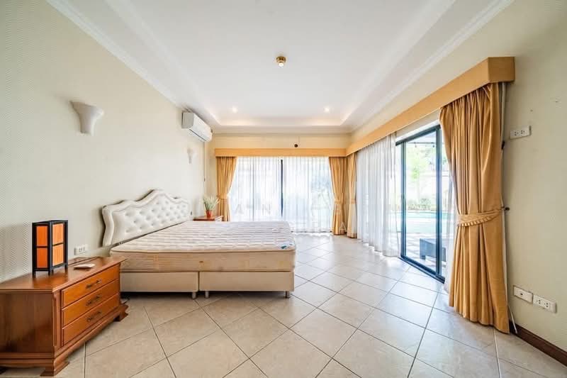Majestic Residence Pratumnak, Chon Buri (Pattaya), Nong Pru, Bang Lamung (Pattaya), Chon Buri (Pattaya), 4 Bedrooms, 200 sqm, Single Detached House For Sale, by Panupan (Bond) Thongpan, 500201253 - DDproperty.com