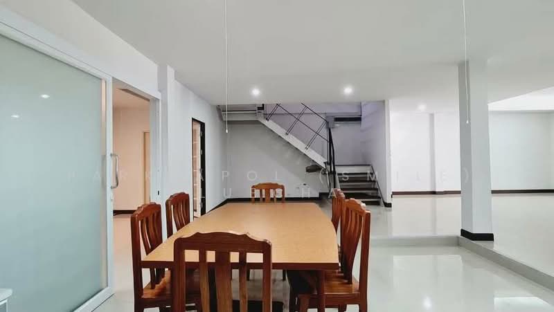 ให้เช่า - Naebkehardt Village Beach Villa, ประจวบคีรีขันธ์