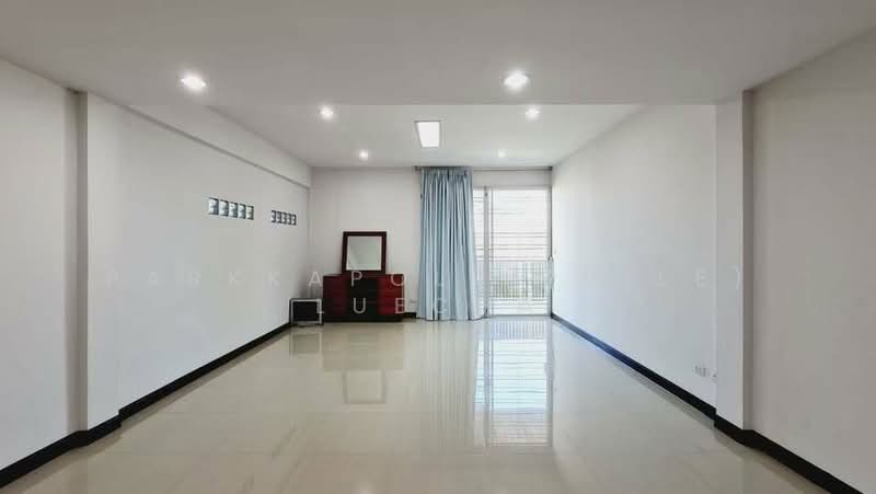 ให้เช่า - Naebkehardt Village Beach Villa, ประจวบคีรีขันธ์