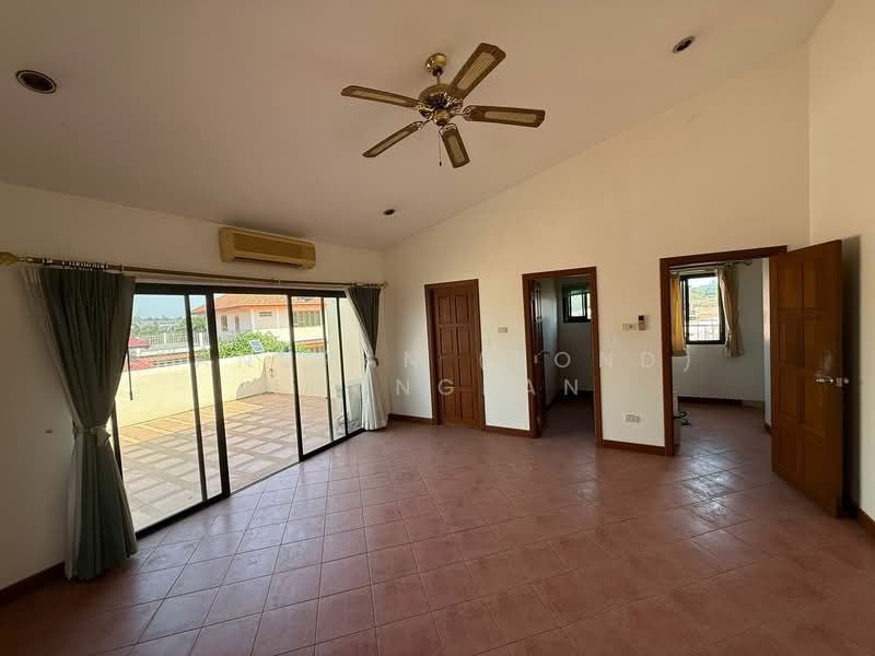 Natheekarn Park View, Chon Buri (Pattaya), Poong, Bang Lamung (Pattaya), Chon Buri (Pattaya), 5 Bedrooms, 400 sqm, Villa For Sale, by Panupan (Bond) Thongpan, 500201408 - DDproperty.com