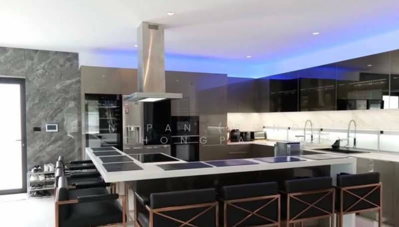 For Sale - Exquisite Luxury Pool Villa in Pratumnak Pattaya, Chon Buri (Pattaya)