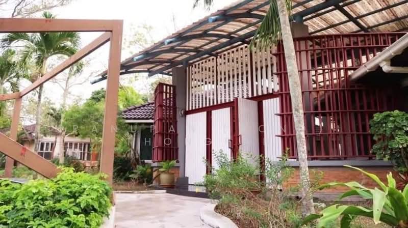 4 Bedroom House for Sale and Rent in Pattaya, Chon Buri (Pattaya), Khao Mai Kaeo, Bang Lamung (Pattaya), Chon Buri (Pattaya), 4 Bedrooms, 350 sqm, Single Detached House For Sale, by Panupan (Bond) Thongpan, 500201438 - DDproperty.com