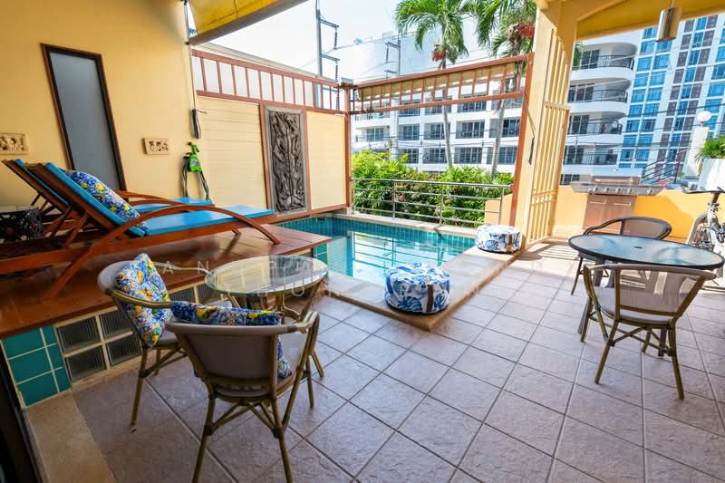 Spacious Luxury Apartment for Rent Pratumnak Hill, Chon Buri (Pattaya), Nong Pru, Bang Lamung (Pattaya), Chon Buri (Pattaya), 2 Bedrooms, 178 sqm, Townhouse For Rent, by Panupan (Bond) Thongpan, 500201477 - DDproperty.com