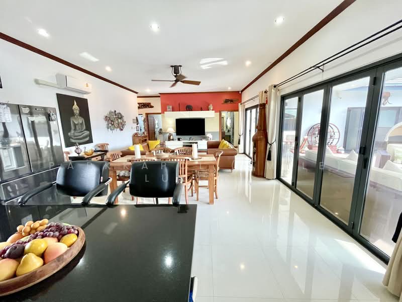 Sunset Views, Prachuap Khiri Khan, Hin Lek Fai, Hua Hin, Prachuap Khiri Khan, 5 Bedrooms, 256 sqm, Villa For Sale, by Parkkapol (Smile) Luecha, 500201506 - DDproperty.com