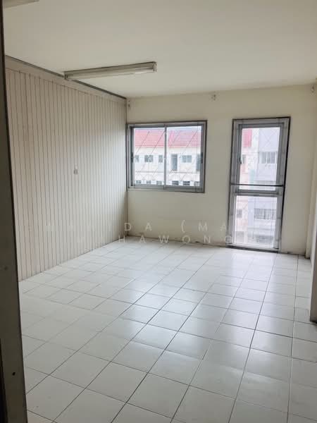 ให้เช่า - 2 Bedroom 4 Bathroom 4 storey retail building in Phuket town, ภูเก็ต