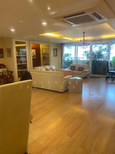 D.S. Tower 1 Sukhumvit 33, Bangkok, Soi Phrom Chit, Khlong Tan Nua, Watthana, Bangkok, 3 Bedrooms, 293 sqm, Condo For Sale, by Sittichai (Ice) Tulyanon, 500201993 - DDproperty.com
