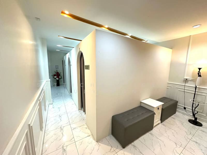 For sale/rent, 4-storey commercial building, stand alone, with parking lot, Nonthaburi, Sala Klang, Bang Kruai, Nonthaburi, 4 Bedrooms, 474 sqm, Townhouse For Sale, by Sittichai (Ice) Tulyanon, 500202005 - DDproperty.com