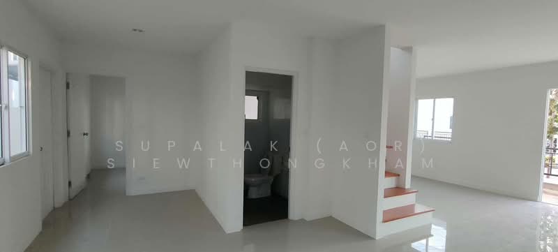 ลลิลทาวน์ แลนซีโอ คริป เทพารักษ์ - ตำหรุ Lalin Town Lanceo CRIB Teparak - Tamru, สมุทรปราการ, 97/1 Soi Rattana Chok 6, บางพลีใหญ่, บางพลี, สมุทรปราการ, 141 ตร.ม., บ้านแฝด ขาย, โดย Sittichai (Ice) Tulyanon, 500202025 - DDproperty.com