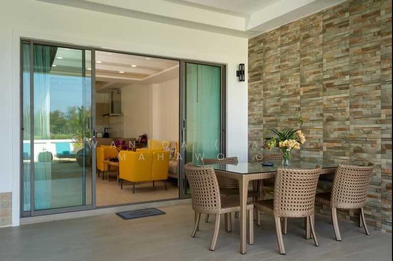 3 Bedrooms Villa with Private Pool Surin Phuket for Sale, Phuket, Choeng Thale, Thalang, Phuket, 3 Bedrooms, 255 sqm, Villa For Sale, by Wanida (May) Mahawong, 500202026 - DDproperty.com