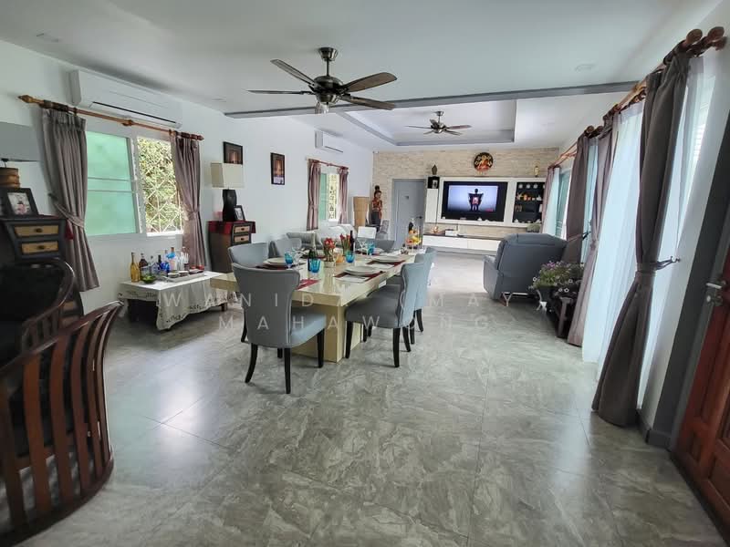 4 Bedrooms Standalone Villa in Kamala for Sale, Phuket, Kammala, Kathu, Phuket, 4 Bedrooms, 320 sqm, Villa For Sale, by Wanida (May) Mahawong, 500202042 - DDproperty.com