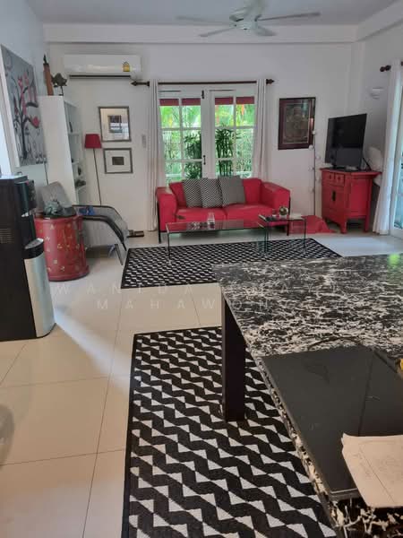 Charming 4 Bedrooms Villa Nestled in a Tropical Garden, Phuket, Rawai, Muang Phuket, Phuket, 4 Bedrooms, 180 sqm, Villa For Sale, by Wanida (May) Mahawong, 500202053 - DDproperty.com