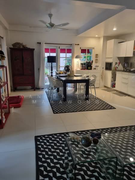 Charming 4 Bedrooms Villa Nestled in a Tropical Garden, Phuket, Rawai, Muang Phuket, Phuket, 4 Bedrooms, 180 sqm, Villa For Sale, by Wanida (May) Mahawong, 500202053 - DDproperty.com