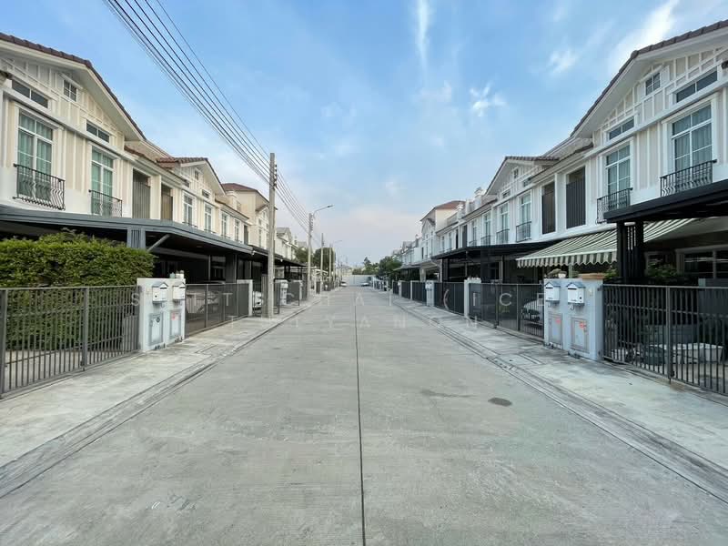 Indy Bangna-Ramkhamhaeng 2, Bangkok, Soi 7, Dok Mai, Prawet, Bangkok, 3 Bedrooms, 122 sqm, Townhouse For Rent, by Sittichai (Ice) Tulyanon, 500202058 - DDproperty.com
