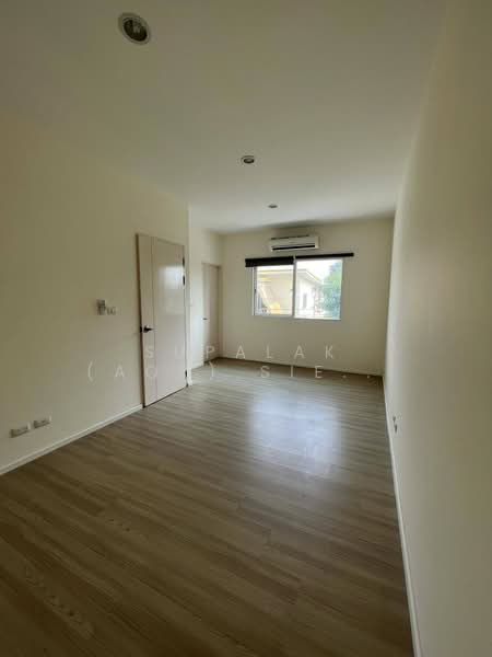 Baan Klang Muang Suanluang, Bangkok, On Nut Road, Dok Mai, Prawet, Bangkok, 3 Bedrooms, 178 sqm, Townhouse For Sale, by Sittichai (Ice) Tulyanon, 500202062 - DDproperty.com