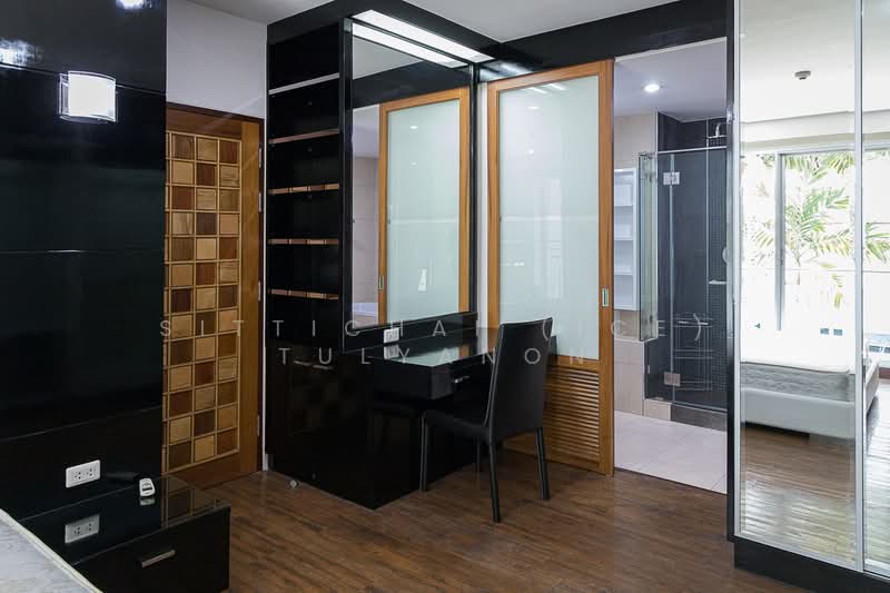 Von Napa Sukhumvit 38, Bangkok, Soi Sukhumvit 38, Phra Kanong, Khlong Toei, Bangkok, 2 Bedrooms, 123 sqm, Condo For Sale, by Sittichai (Ice) Tulyanon, 500202070 - DDproperty.com