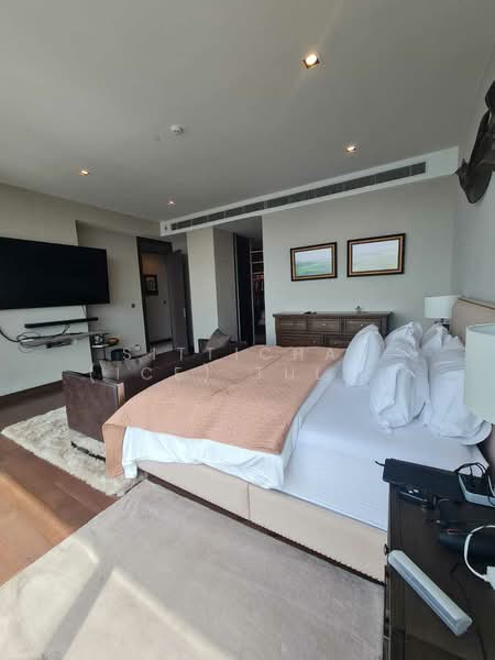 Q1 Sukhumvit, Bangkok, 1 Sukhumvit Road, Khlong Toei, Bangkok, 3 Bedrooms, 195 sqm, Condo For Sale, by Sittichai (Ice) Tulyanon, 500202103 - DDproperty.com