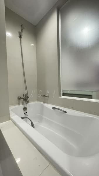 IDEO Blucove Sathorn, Bangkok, 11 Soi Saraphi 3, Krungthonburi Road, Khlong Ton Sai, Khlong San, Bangkok, 2 Bedrooms, 64 sqm, Condo For Sale, by Sittichai (Ice) Tulyanon, 500202116 - DDproperty.com