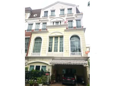 ขาย - Baan Klang Krung Sathorn-Narathiwas : บ้านกลางกรุง สาทร-นราธิวาส, กรุงเทพ