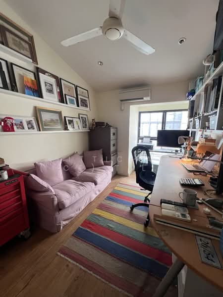 Renovated Townhouse Close to Samitivej Hospital, Bangkok, Khlong Tan Nua, Watthana, Bangkok, 4 Bedrooms, 230 sqm, Townhouse For Sale, by Sittichai (Ice) Tulyanon, 500202168 - DDproperty.com