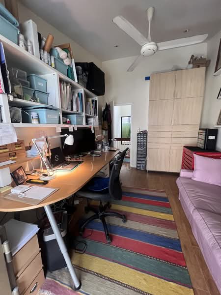 Renovated Townhouse Close to Samitivej Hospital, Bangkok, Khlong Tan Nua, Watthana, Bangkok, 4 Bedrooms, 230 sqm, Townhouse For Sale, by Sittichai (Ice) Tulyanon, 500202168 - DDproperty.com