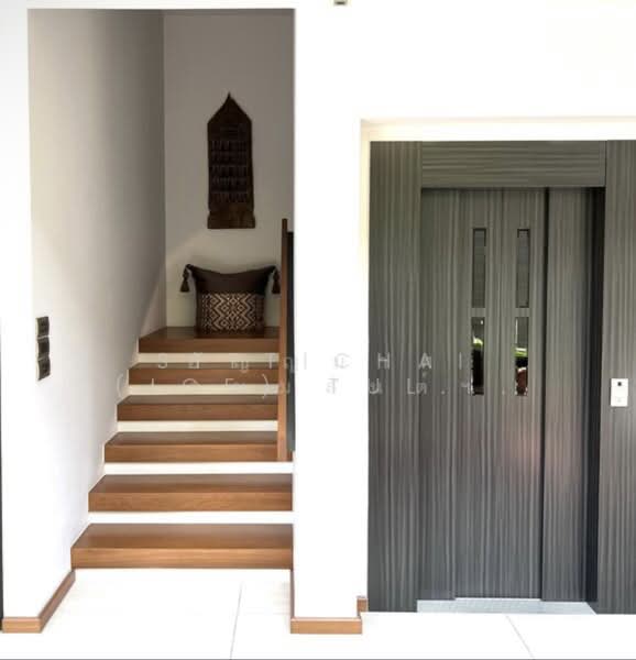 Villazo 10 Ekkamai, Bangkok, Soi Pridi Banomyong 25, Phra Kanong Nua, Watthana, Bangkok, 5 Bedrooms, 780 sqm, Single Detached House For Sale, by Sittichai (Ice) Tulyanon, 500202198 - DDproperty.com