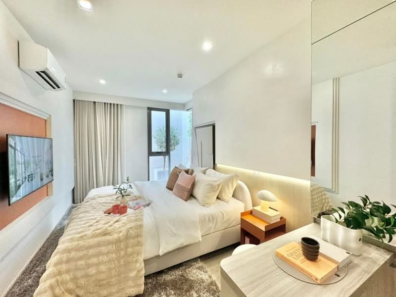 Reference Ekkamai, Bangkok, 65 Sukhumvit Road, Khlong Tan Nua, Watthana, Bangkok, 2 Bedrooms, 68 sqm, Condo For Sale, by Sittichai (Ice) Tulyanon, 500202200 - DDproperty.com