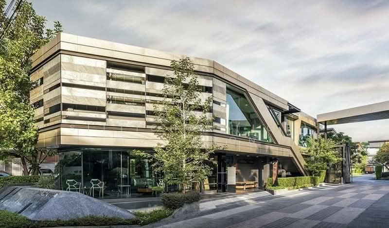 The Gallery House Pattern, Bangkok, 230/145 Lat Phrao, Intersection 31, Jom Phon, Chatuchak, Bangkok, 5 Bedrooms, 400 sqm, Single Detached House For Rent, by Sittichai (Ice) Tulyanon, 500202239 - DDproperty.com