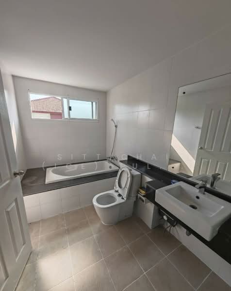 Anaville Suvarnabhumi, Bangkok, Chalong Krung Road, Lam Pla Tiew, Lat Krabang, Bangkok, 4 Bedrooms, 203 sqm, Single Detached House For Sale, by Sittichai (Ice) Tulyanon, 500202242 - DDproperty.com