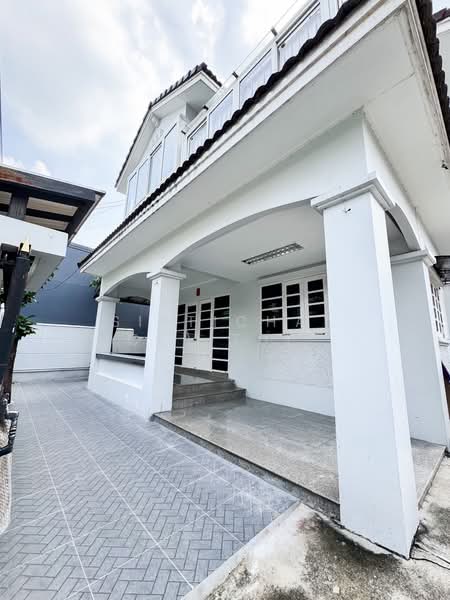 House in Lat Phrao–Wang Hin Soi 18 for Rent, Bangkok, Lat Phrao, Lat Phrao, Bangkok, 3 Bedrooms, 300 sqm, Single Detached House For Rent, by Sittichai (Ice) Tulyanon, 500202244 - DDproperty.com