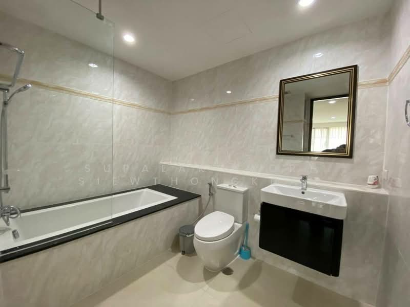 The Lakes, Bangkok, 123 Ratchadaphisek Road, Khlong Toei, Bangkok, 2 Bedrooms, 103 sqm, Condo For Rent, by Sittichai (Ice) Tulyanon, 500202256 - DDproperty.com