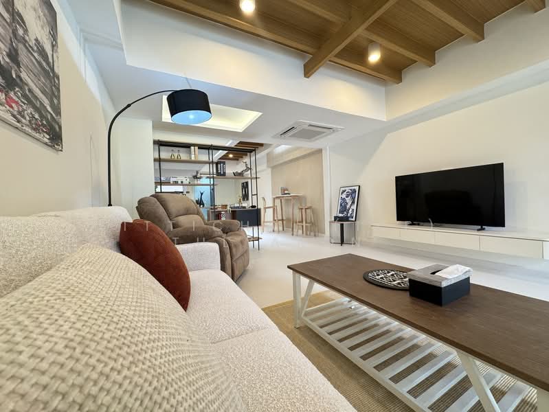 Khlongtan Nivet, Bangkok, 20 Soi Pridi Banomyong 42, Khlong Tan Nua, Watthana, Bangkok, 2 Bedrooms, 170 sqm, Townhouse For Sale, by Sittichai (Ice) Tulyanon, 500202309 - DDproperty.com