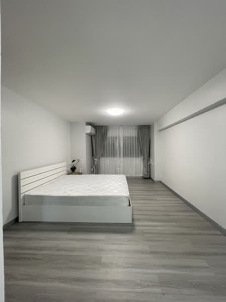 Thonglor Tower : ทองหล่อ ทาวเวอร์, กรุงเทพ, ซอยทองหล่อ, ถนนสุขุมวิท 55, คลองเตยเหนือ, วัฒนา, กรุงเทพ, 98 ตร.ม., คอนโด ขาย, โดย Sittichai (Ice) Tulyanon, 500202315 - DDproperty.com