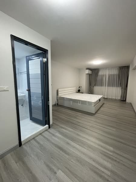 Thonglor Tower, Bangkok, Soi Thonglor, Sukhumvit 55 Road, Khlongtoei Nua, Watthana, Bangkok, 3 Bedrooms, 98 sqm, Condo For Sale, by Sittichai (Ice) Tulyanon, 500202315 - DDproperty.com