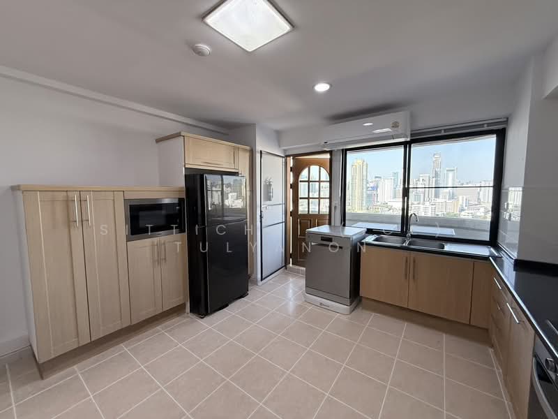 Centre Point Residence Phromphong : เซ็นเตอร์พ้อยท์ เรสซิเด้นซ์ พร้อมพงษ์, กรุงเทพ, ซ.สุขุมวิท39, คลองตันเหนือ, วัฒนา, กรุงเทพ, 265 ตร.ม., คอนโด ให้เช่า, โดย Sittichai (Ice) Tulyanon, 500202361 - DDproperty.com