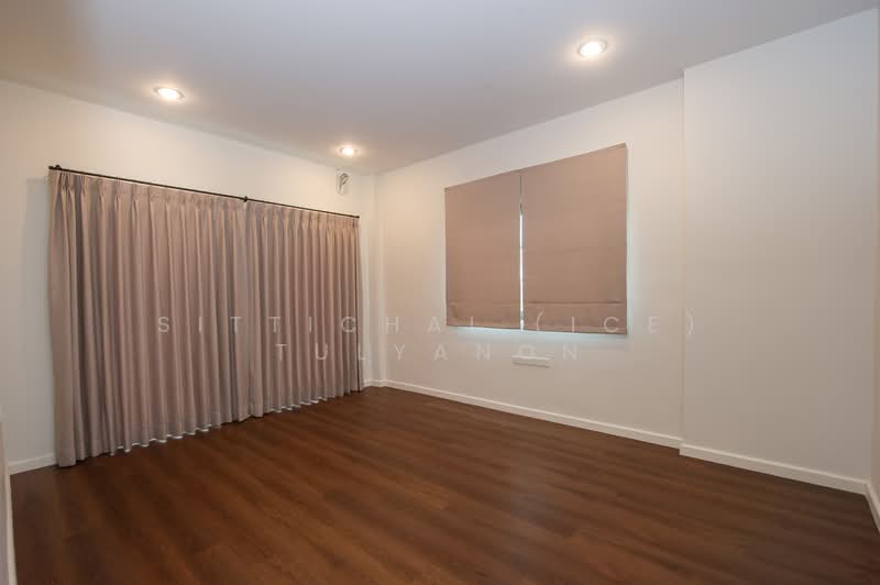 4 Bedrooms House for Rent Near Suan Luang, Bangkok, Suan Luang, Suan Luang, Bangkok, 5 Bedrooms, 300 sqm, Single Detached House For Rent, by Sittichai (Ice) Tulyanon, 500202363 - DDproperty.com