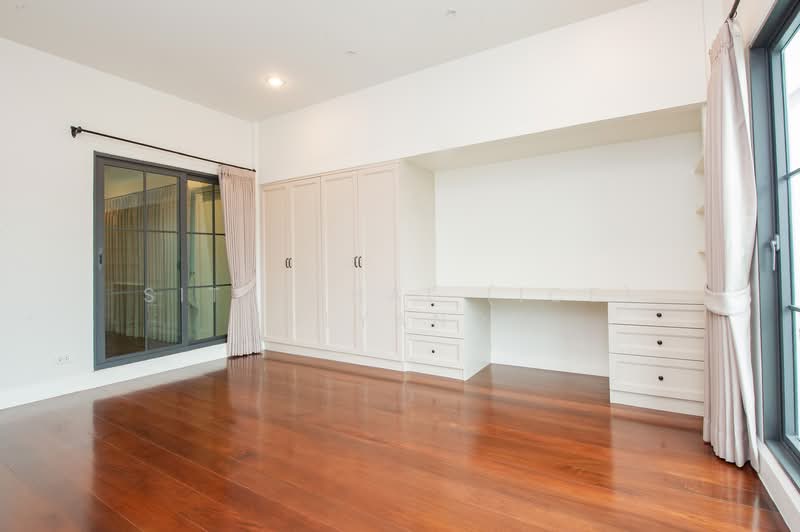 4 Bedrooms House for Rent Near Suan Luang, Bangkok, Suan Luang, Suan Luang, Bangkok, 5 Bedrooms, 300 sqm, Single Detached House For Rent, by Sittichai (Ice) Tulyanon, 500202363 - DDproperty.com