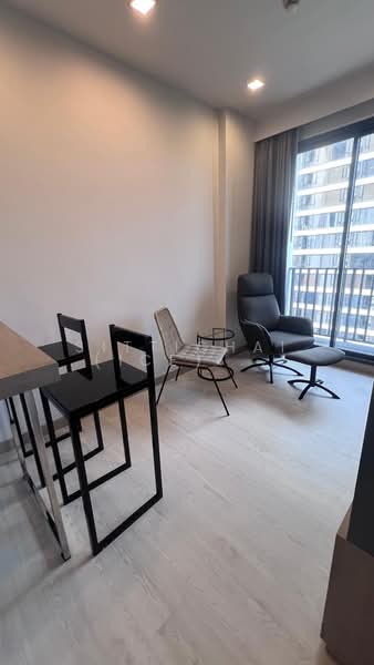 M Thonglor 10, Bangkok, 9 Soi Ekkamai 12, Ekkamai Road, Khlong Tan Nua, Watthana, Bangkok, 2 Bedrooms, 62 sqm, Condo For Rent, by Sittichai (Ice) Tulyanon, 500202364 - DDproperty.com
