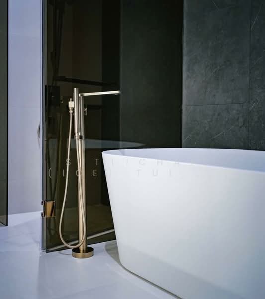 The Estelle Phrom Phong, Bangkok, 131 Soi Sukhumvit 26, Khong Tan, Khlong Toei, Bangkok, 2 Bedrooms, 91 sqm, Condo For Sale, by Sittichai (Ice) Tulyanon, 500202365 - DDproperty.com