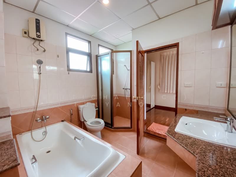 Newly Renovated House for Rent at Sukhumvit 4, Bangkok, Khlong Toei, Khlong Toei, Bangkok, 4 Bedrooms, 400 sqm, Single Detached House For Rent, by Sittichai (Ice) Tulyanon, 500202461 - DDproperty.com