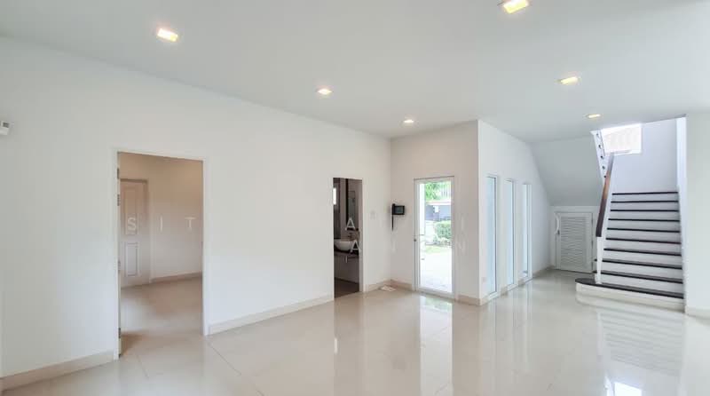 NC Royal Pinklao, Bangkok, Thawi Watthana, Thawi Watthana, Bangkok, 4 Bedrooms, 315 sqm, Single Detached House For Sale, by Sittichai (Ice) Tulyanon, 500202467 - DDproperty.com