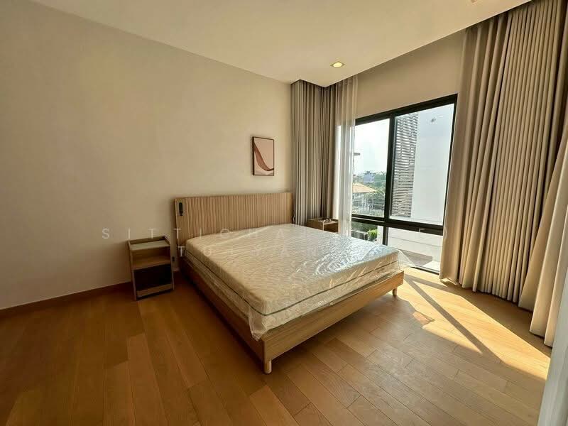 The Glamor Ekkamai – Praditmanutham, Bangkok, Soi Praditmanutham 8, Khlong Chaokhun Sing, Wang Thonglang, Bangkok, 3 Bedrooms, 412 sqm, Single Detached House For Sale, by Sittichai (Ice) Tulyanon, 500202473 - DDproperty.com