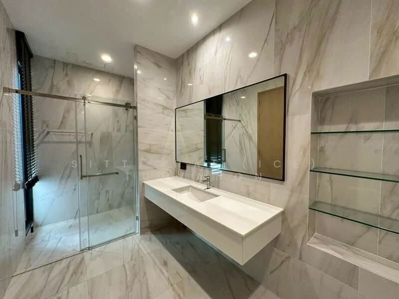 The Glamor Ekkamai – Praditmanutham, Bangkok, Soi Praditmanutham 8, Khlong Chaokhun Sing, Wang Thonglang, Bangkok, 3 Bedrooms, 412 sqm, Single Detached House For Sale, by Sittichai (Ice) Tulyanon, 500202473 - DDproperty.com