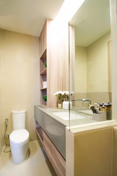 The Esse Asoke, Bangkok, 333 Soi Sukhumvit 21, Sukhumvit Road, Khlongtoei Nua, Watthana, Bangkok, 1 Bedroom, 36 sqm, Condo For Sale, by Sittichai (Ice) Tulyanon, 500202496 - DDproperty.com