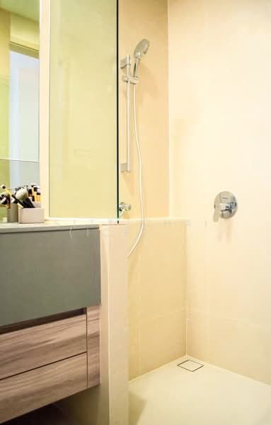 The Esse Asoke, Bangkok, 333 Soi Sukhumvit 21, Sukhumvit Road, Khlongtoei Nua, Watthana, Bangkok, 1 Bedroom, 36 sqm, Condo For Sale, by Sittichai (Ice) Tulyanon, 500202496 - DDproperty.com