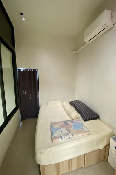 ทาวน์โฮม 4 ชั้น สาทร 5 ห้องนอน ลดราคา 45% ใกล้ BTS เซนต์หลุยส์, กรุงเทพ, ยานนาวา, สาทร, กรุงเทพ, 200 ตร.ม., ทาวน์เฮ้าส์ ขาย, โดย Sittichai (Ice) Tulyanon, 500202504 - DDproperty.com