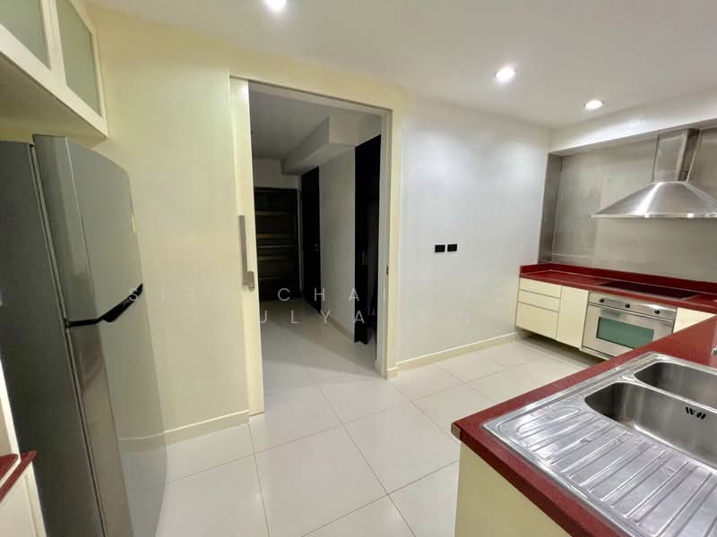 City Lakes Tower, Bangkok, Soi Sukhumvit 16, Khlong Toei, Khlong Toei, Bangkok, 4 Bedrooms, 31 sqm, Condo For Sale, by Sittichai (Ice) Tulyanon, 500202505 - DDproperty.com