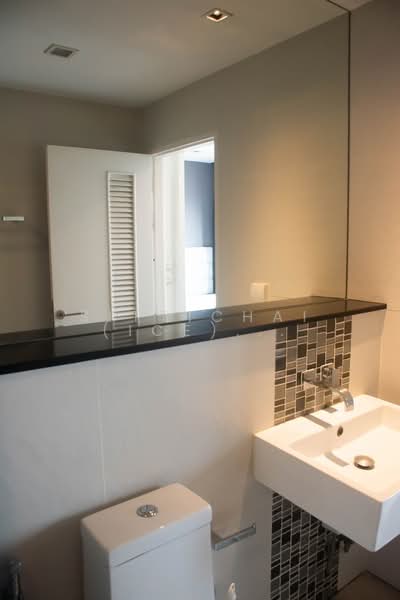 Urbano Absolute Sathon-Taksin, Bangkok, 345 Charoen Nakhon 14/2 Alley, Khlong Ton Sai, Khlong San, Bangkok, 1 Bedroom, 30 sqm, Condo For Sale, by Sittichai (Ice) Tulyanon, 500202521 - DDproperty.com